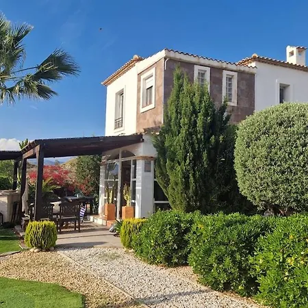 Villa Luxury With View And Garden Near Alicante