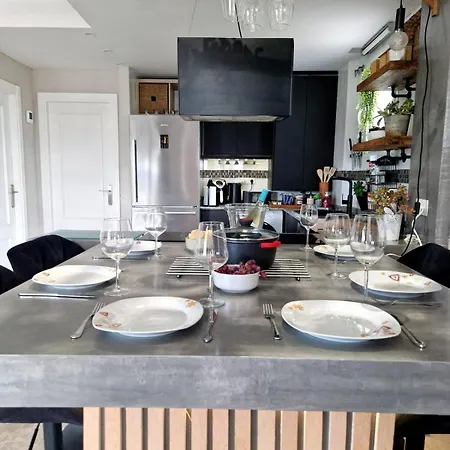 Luxury With View And Garden Near