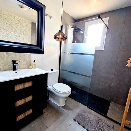 Villa Luxury With View And Garden Near Alicante