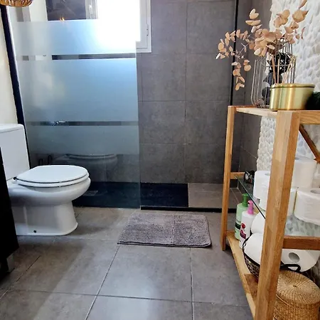 Luxury With View And Garden Near *