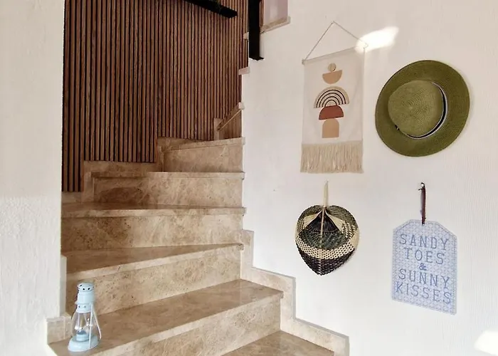 빌라 Luxury With View And Garden Near *