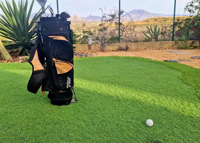 Luxury With View And Garden Near 빌라 알리칸테