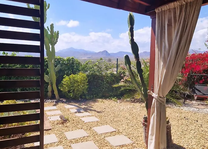 Luxury With View And Garden Near